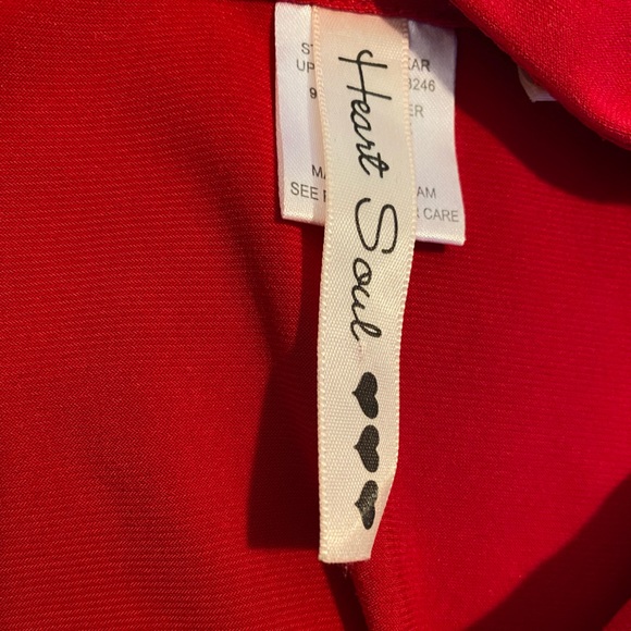 Red V-neck with Ruffles - Picture 5 of 6